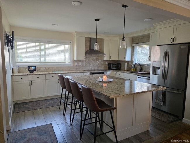 Building Photo - 838 Pepperidge Rd