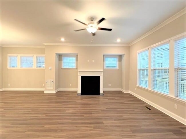 Building Photo - 5037 Winters Town Ln