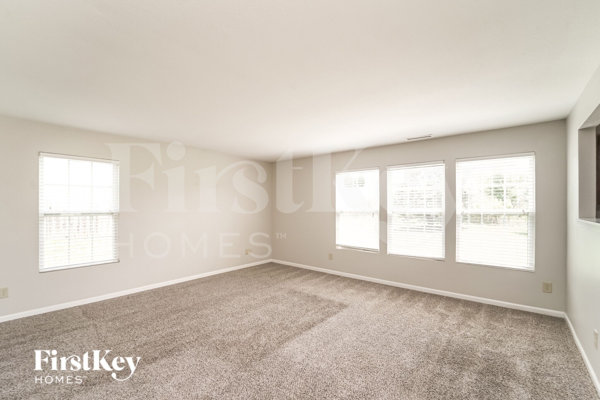 Building Photo - 1112 Rainier Ln