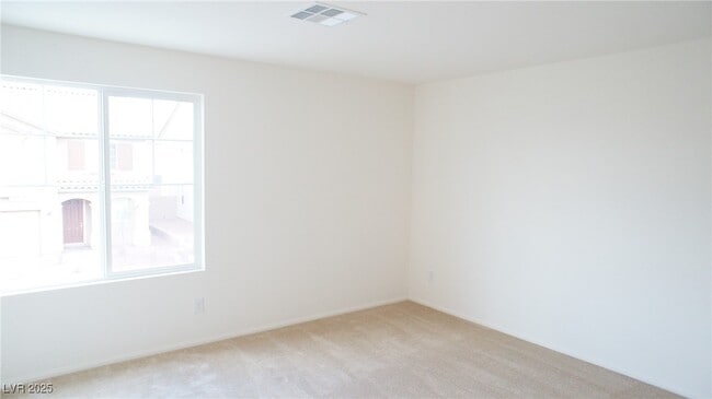 Building Photo - 10720 Elfstrom Ave