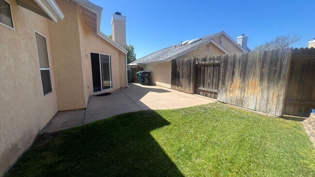 Building Photo - Orcutt Single Story Home Near Righetti and...