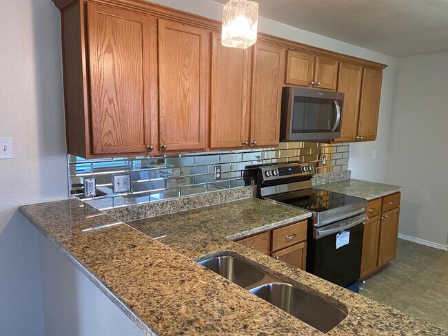 Building Photo - 3729 Bandera Ranch Rd