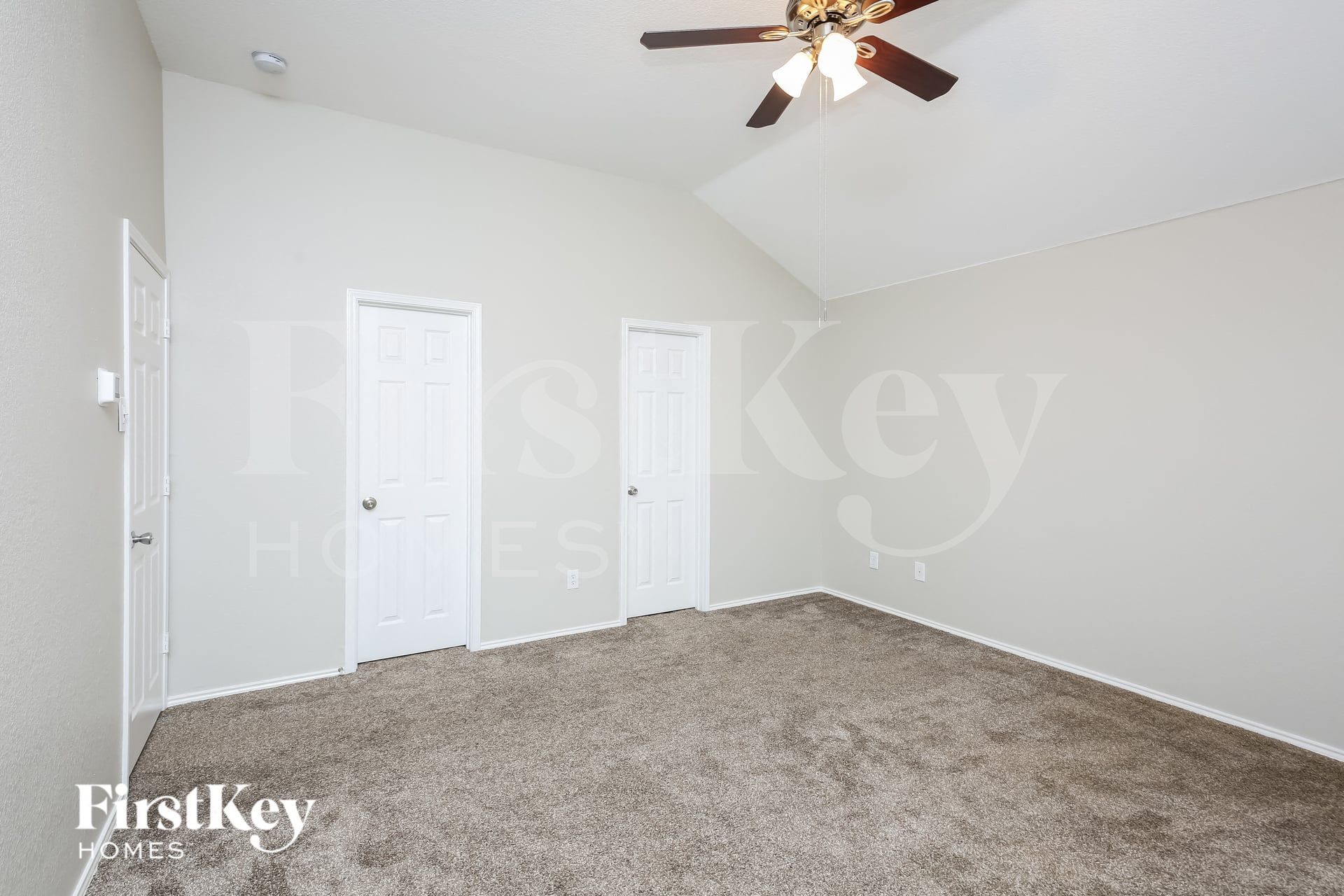 Building Photo - 12600 Panorama Dr