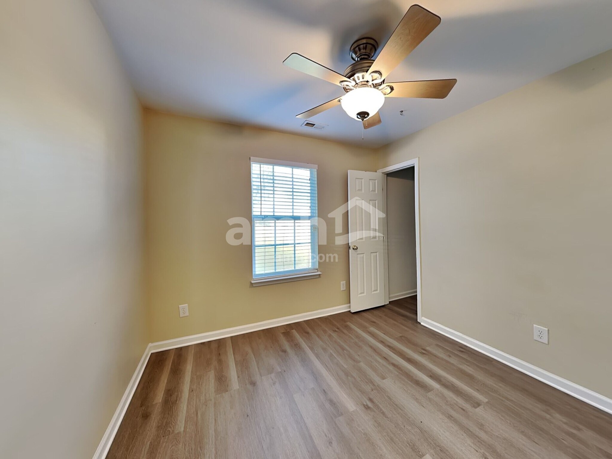 Building Photo - 229 N Weststone Blvd