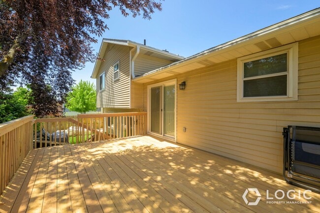 Building Photo - Beautiful Home in Kaysville UT!