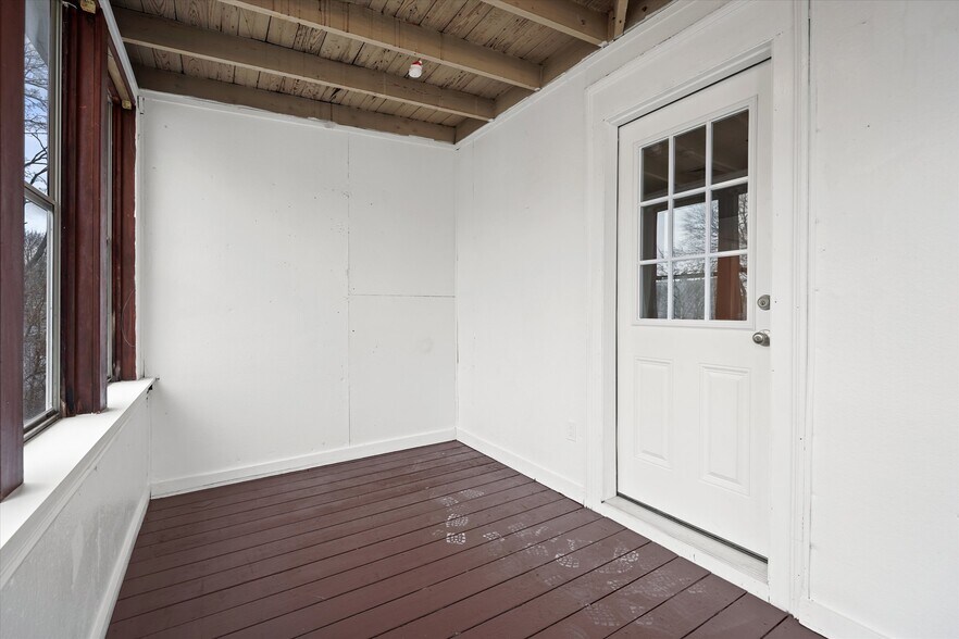 Building Photo - 60 Winslow Ave