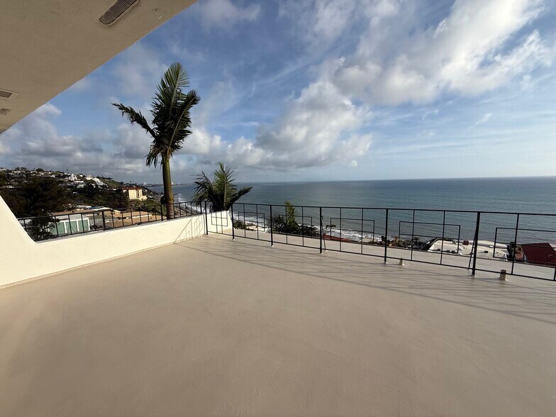 Building Photo - 18139 Coastline Dr