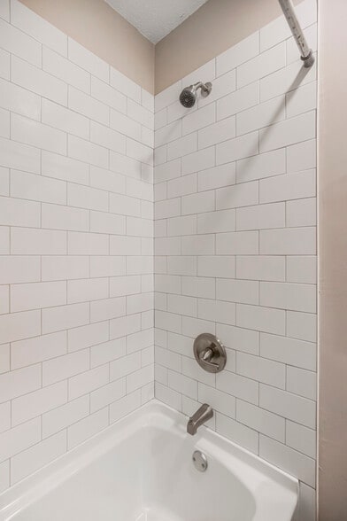 Building Photo - 3121 Eaton St