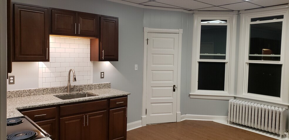 Building Photo - 1301 Hampden Blvd