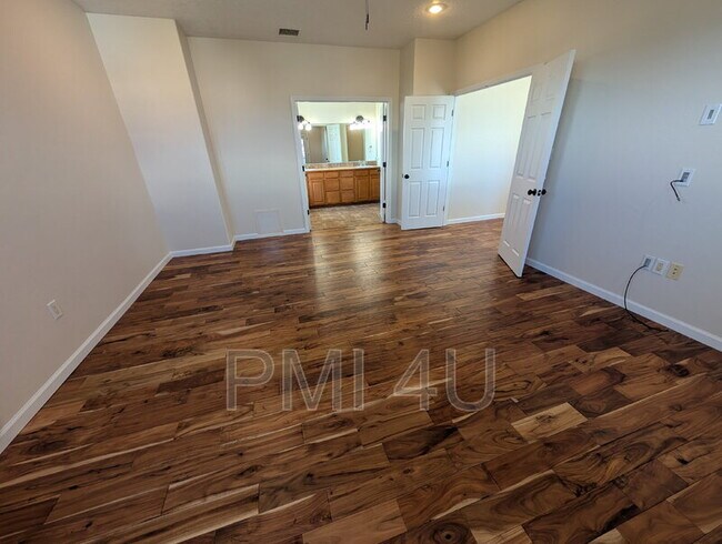 Building Photo - 6101 Eagle Eye Dr NW
