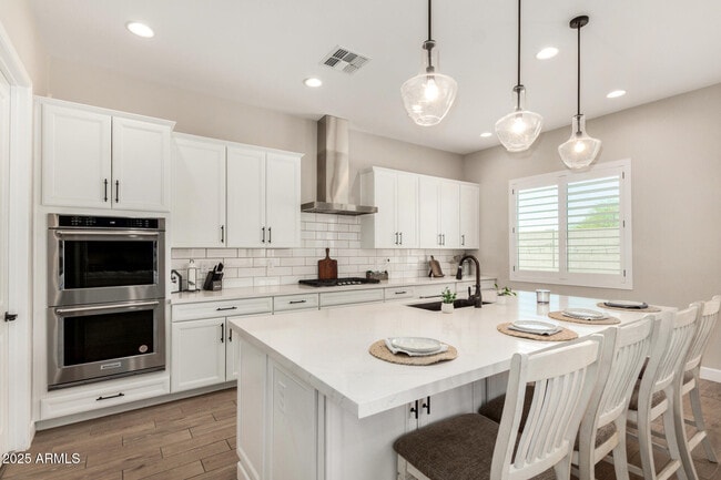 Building Photo - 5314 N 182nd Ln