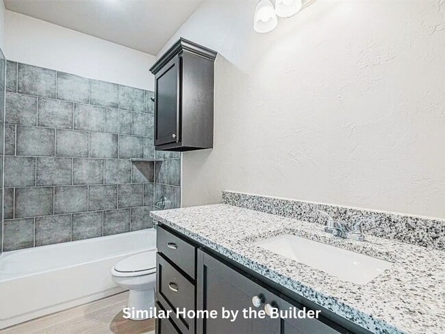 Building Photo - Cozy 2 Bed, 2 Bath Home in Shawnee – Move-In Ready