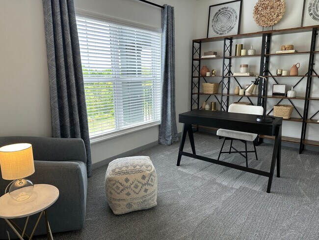 Building Photo - 5102 Aldersgate Dr