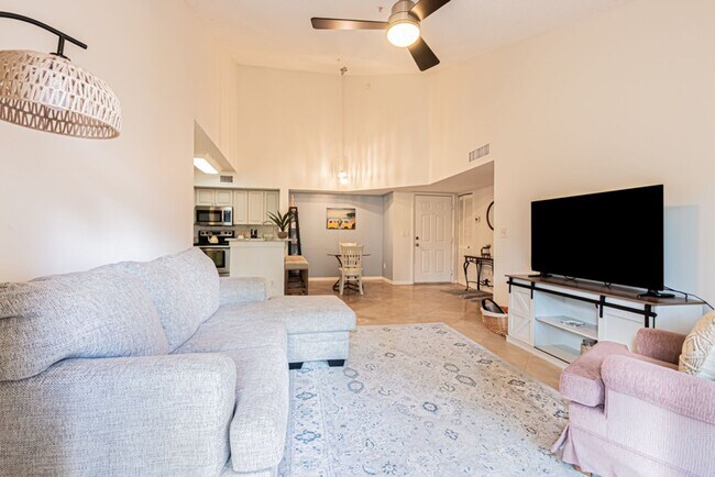 Building Photo - End-Unit 3-Bed Condo Near Downtown Naples & Beaches | Gated Resort-Style Community