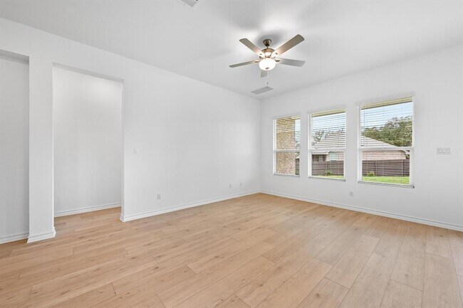 Building Photo - 1613 Dove Rnch Rd