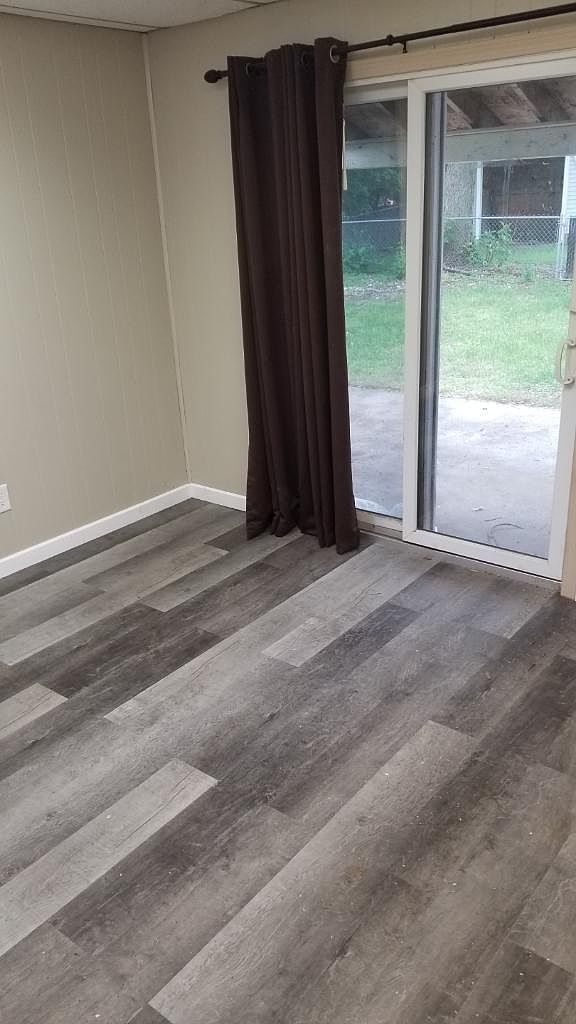 Building Photo - 34851 Beacon St