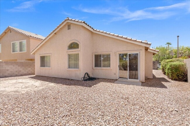 Building Photo - Summerlin North Amazing 3 Bedroom Home wit...