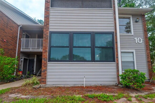 Building Photo - 1400 Gandy Blvd N