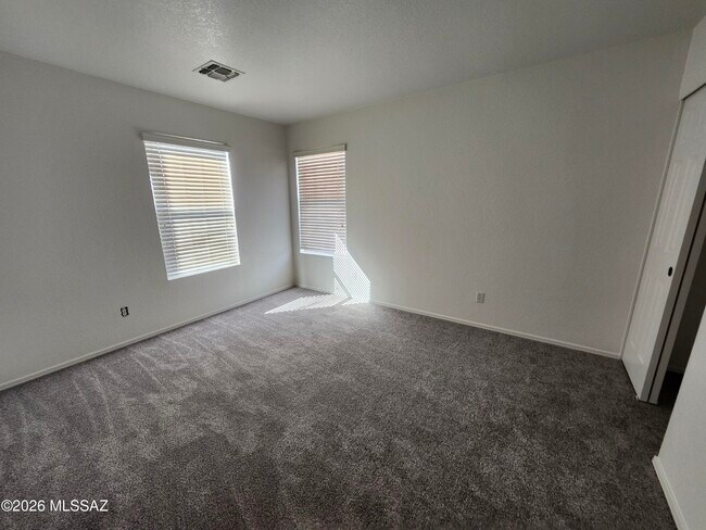 Building Photo - 13697 E Oxmoor Valley Dr