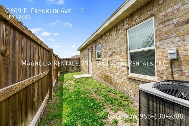 Building Photo - 2609 E Franklin Ave