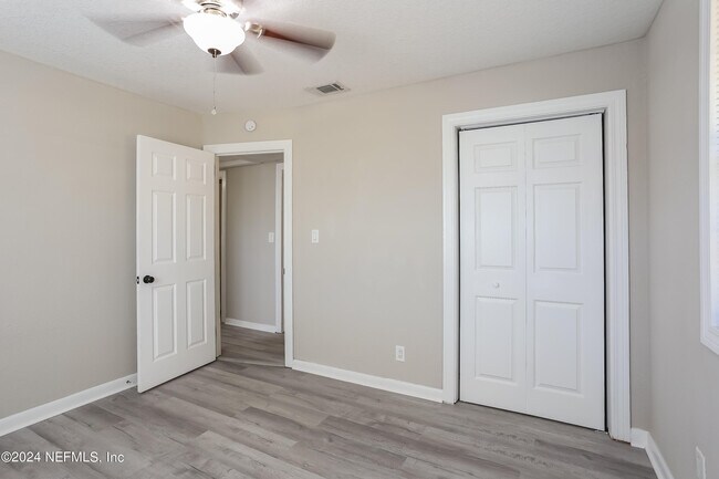 Building Photo - 11251 Andrea Dr