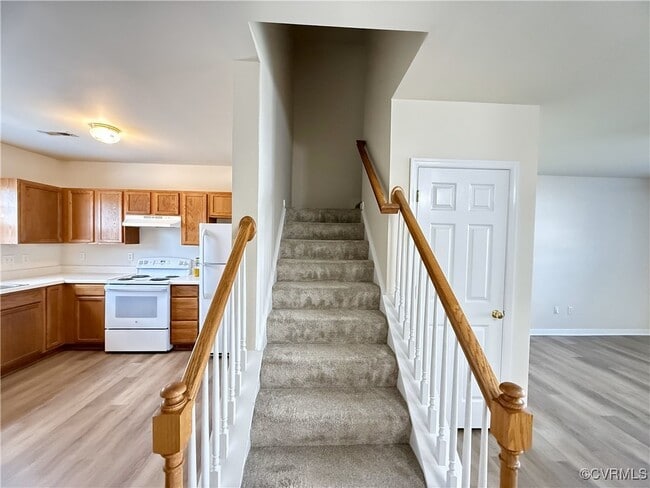 Building Photo - 2820 Goyne Loop