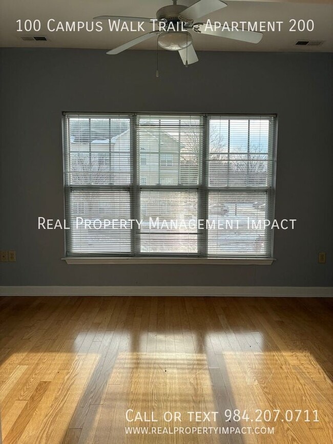 Building Photo - 100 Campus Walk Trl