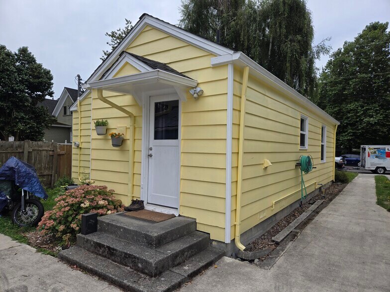 Back door - 1232 S 3rd St