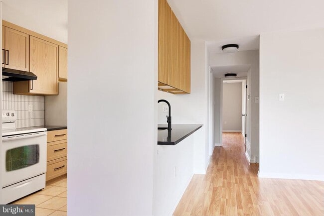 Building Photo - 737 Timber Ln