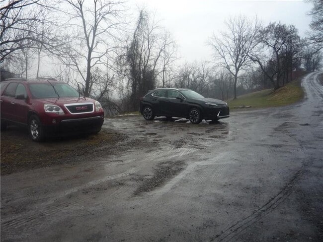 Building Photo - 4465 Mt Troy Rd Ext