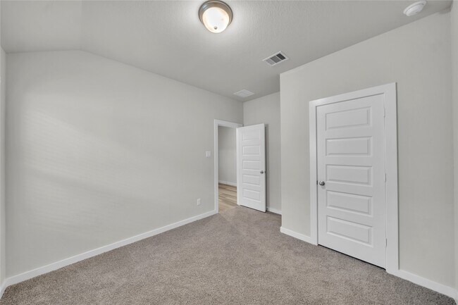 Building Photo - 6338 Buffalo Bnd Ln