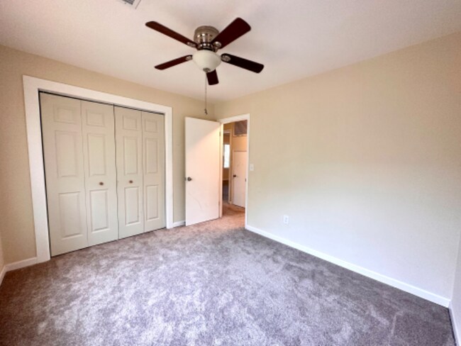 Building Photo - 639 Windermere Blvd