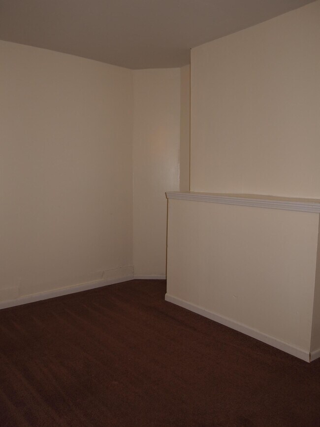 Building Photo - 41 S Manning St