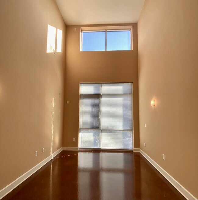 Building Photo - 2608 Erwin Rd