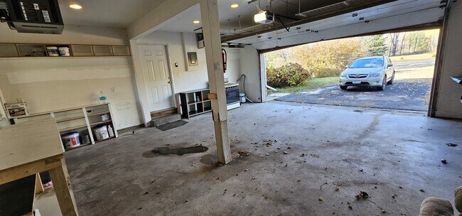 Building Photo - 2020 Crosstown Blvd NE