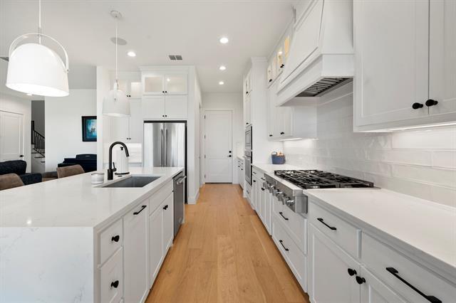 Building Photo - 5213 Havana Dr