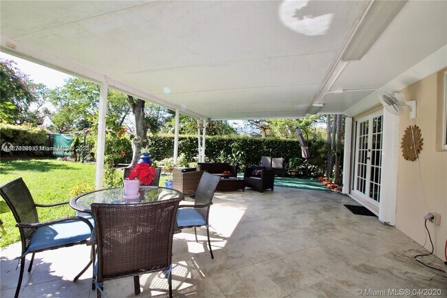 Building Photo - 9160 SW 73rd St