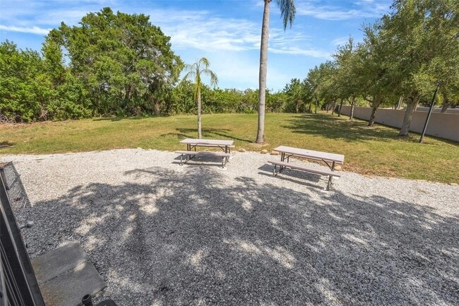 Building Photo - 6127 Bayside Key Dr