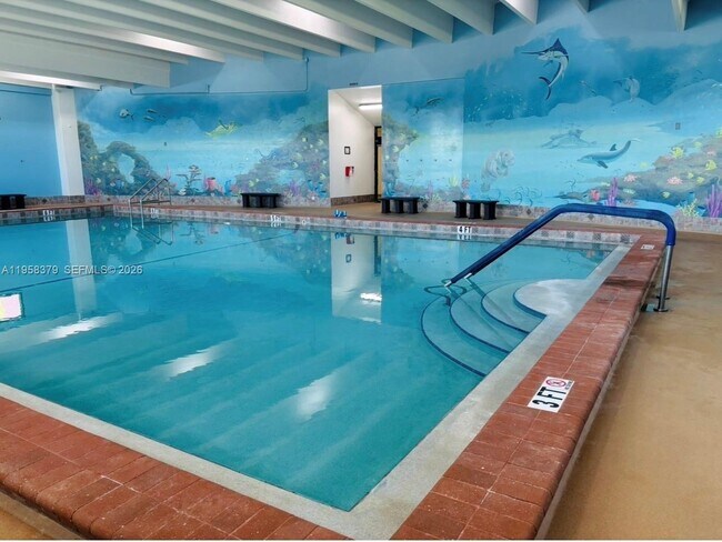 Building Photo - 358 Markham P