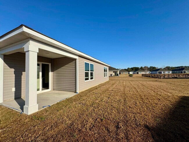 Building Photo - 141 Bud Dr