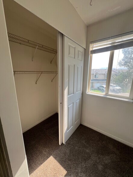 Building Photo - 4712 W Italian St