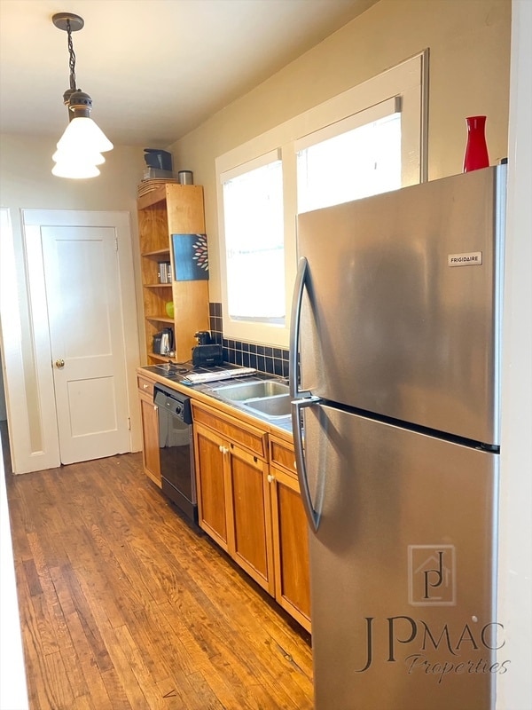 Building Photo - 30 E Faris Rd