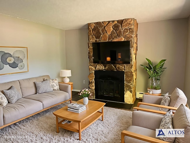 Primary Photo - 2 Bed/1 Bath Duplex in Lakewood near Crown...