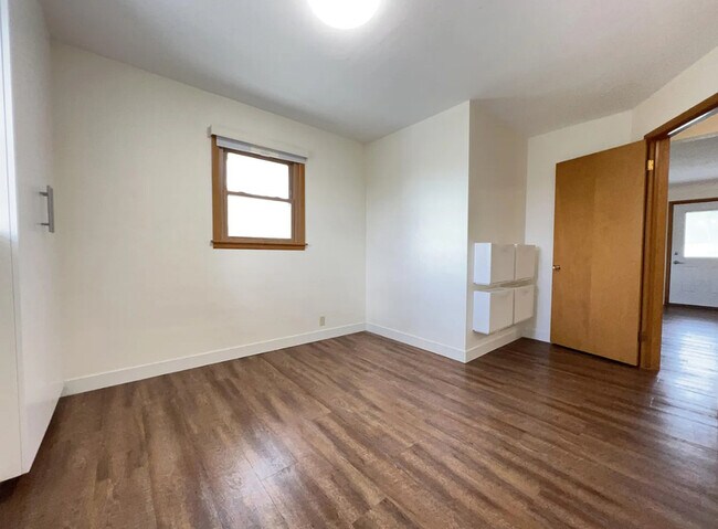 Building Photo - 2916 Johnson Ave NW