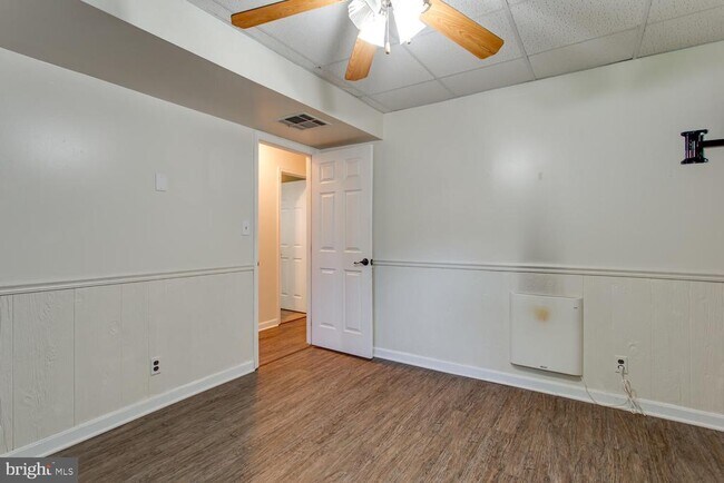 Building Photo - 45684 Schooner Ct