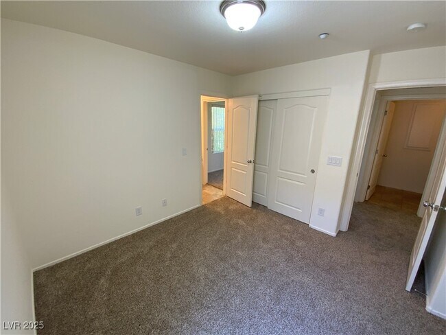 Building Photo - 7609 Vanity Ct