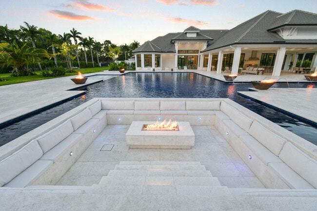 Building Photo - 14699 Black Bear Rd