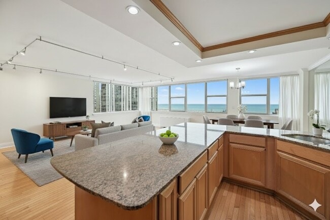 Building Photo - 40 E Cedar St