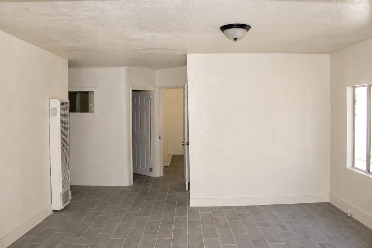 Building Photo - 1448 W 106th St