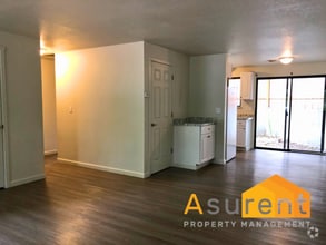 Building Photo - $200 off first months rent. Fully Remodele...